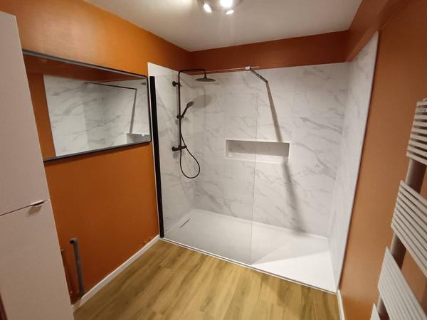 Rénovation salle de bain par DMulti Services — photo 6